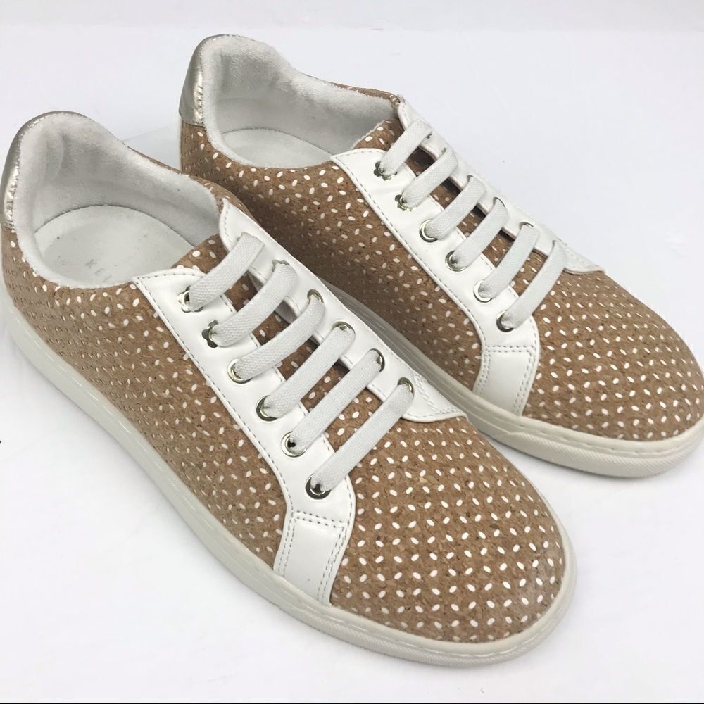 Kelly and Katie Women’s Slip On Sneakers Size 8